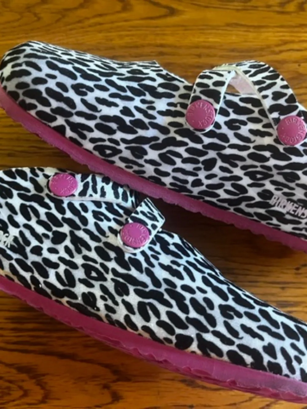 Birkenstock Kids - Arizona Leo Lilly - BK/PK Leopard Sandals EUR 33-US 2-2.5